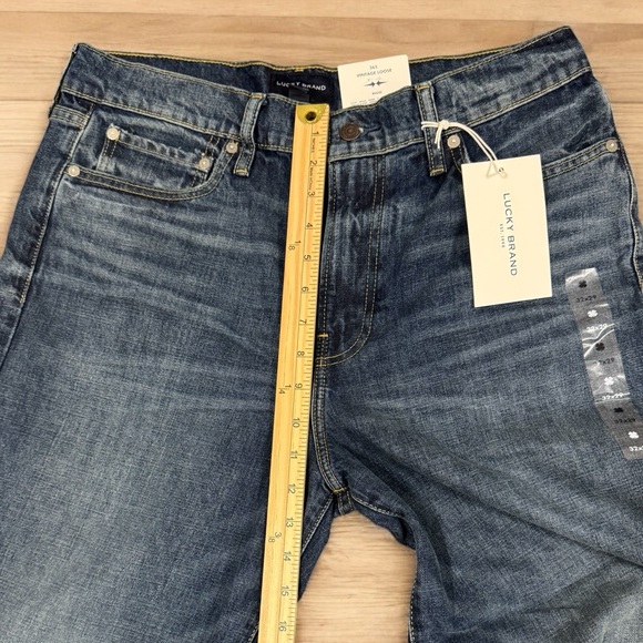 NWT LUCKY BRAND / 365 Vintage Loose Distressed Crop High Rise Jeans Size 32x29 - Picture 4 of 12
